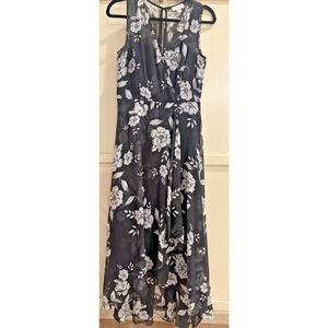 Calvin Klein Black/White Floral V-Neck Sleeveless Midi Dress Size 4